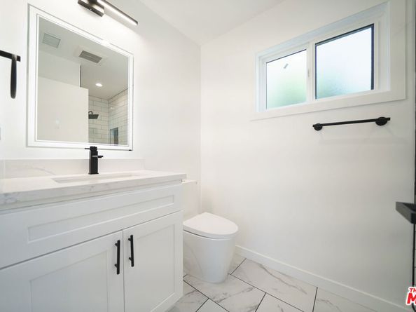 7021 Walker Avenue, Bell CA 90201
