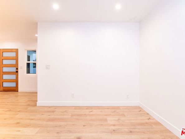 7021 Walker Avenue, Bell CA 90201