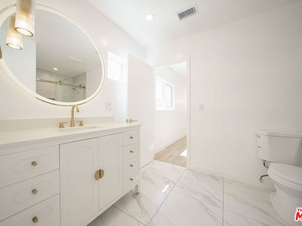 7021 Walker Avenue, Bell CA 90201