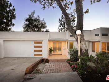 1333 E Palmer Avenue