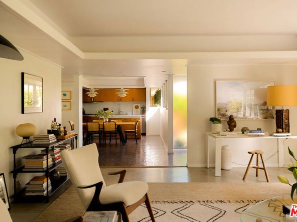 2246 Chelan Place, Los Angeles CA 90068