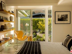 2246 Chelan Place, Los Angeles CA 90068