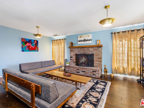 3427 Paraiso Way, La Crescenta CA 91214