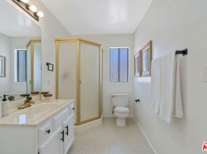 2260 Hollister Terrace, Glendale CA 91206