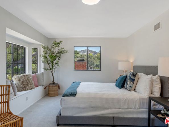 2260 Hollister Terrace, Glendale CA 91206