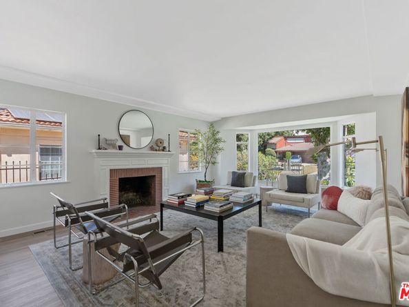 2260 Hollister Terrace, Glendale CA 91206