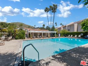 23922 De Ville Way B, Malibu CA 90265