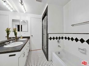 23922 De Ville Way B, Malibu CA 90265