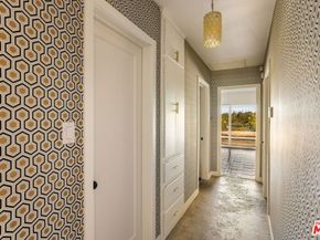 8704 Hollywood Hills Road, Los Angeles CA 90046