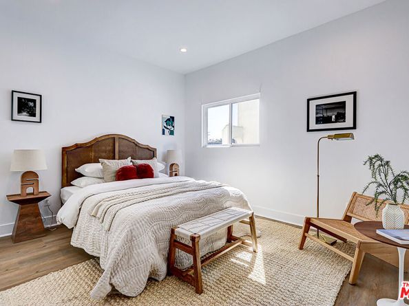2813 12th Avenue, Los Angeles CA 90018