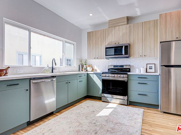2813 12th Avenue, Los Angeles CA 90018