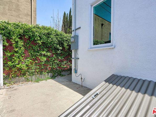 2813 12th Avenue, Los Angeles CA 90018