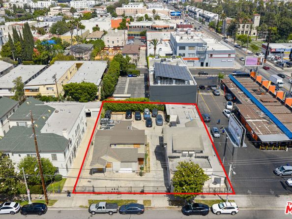 1116 N Gower Street, Los Angeles CA 90038