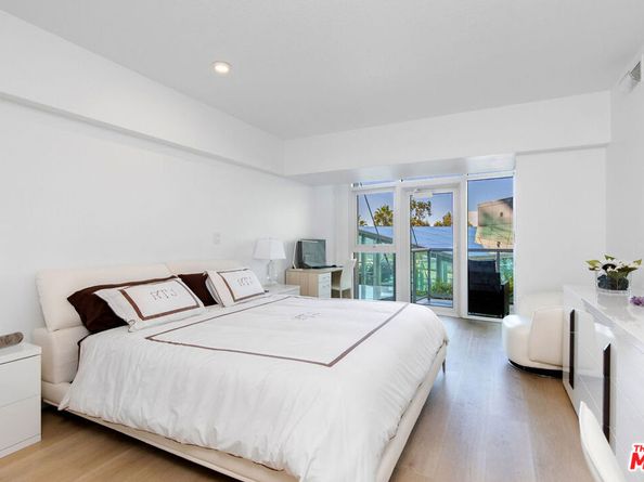 13600 MARINA POINTE Drive 401, Marina Del Rey CA 90292