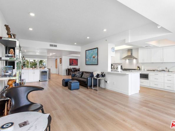 13600 MARINA POINTE Drive 401, Marina Del Rey CA 90292