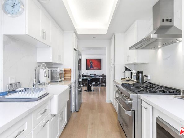 13600 MARINA POINTE Drive 401, Marina Del Rey CA 90292