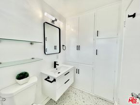 1453 S Westgate Avenue, Los Angeles CA 90025