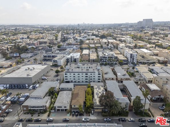 1453 S Westgate Avenue, Los Angeles CA 90025