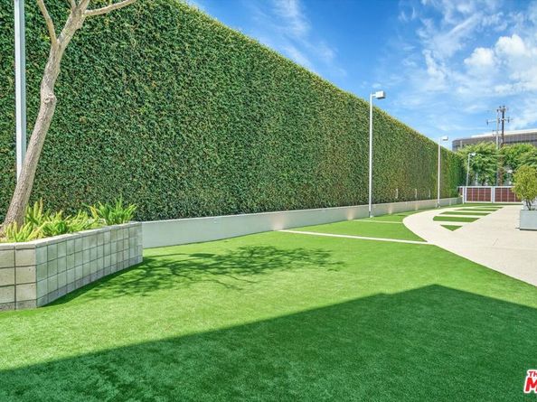 11500 Tennessee Avenue 105, Los Angeles CA 90064