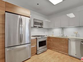 11500 Tennessee Avenue 105, Los Angeles CA 90064