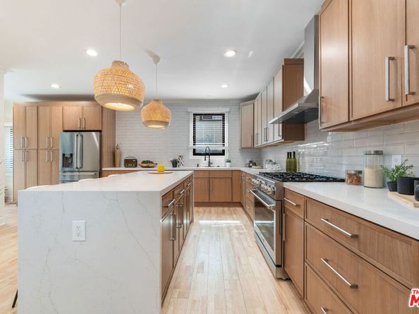5558 Edgewood Place, Los Angeles CA 90019