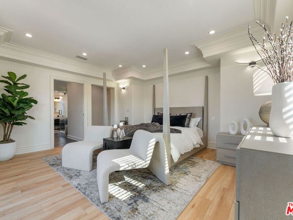 5558 Edgewood Place, Los Angeles CA 90019