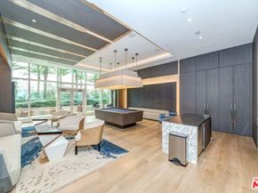 877 Francisco Street 708, Los Angeles CA 90017