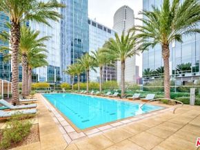 877 Francisco Street 708, Los Angeles CA 90017