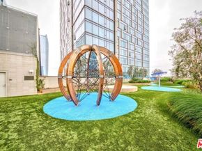 877 Francisco Street 708, Los Angeles CA 90017