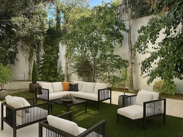 15020 Encanto Drive, Sherman Oaks CA 91403