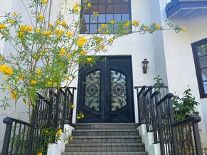15020 Encanto Drive, Sherman Oaks CA 91403