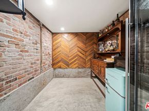 2116 3rd Street, Santa Monica CA 90405