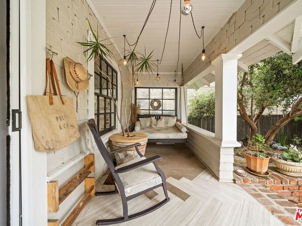 2116 3rd Street, Santa Monica CA 90405
