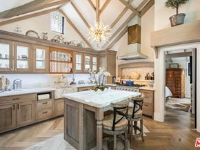 2116 3rd Street, Santa Monica CA 90405