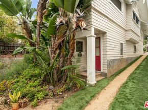 2116 3rd Street, Santa Monica CA 90405