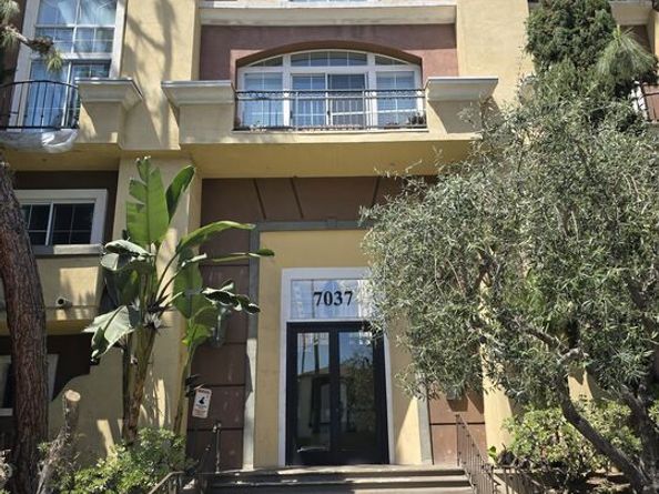 7037 La Tijera Boulevard C102, Los Angeles CA 90045