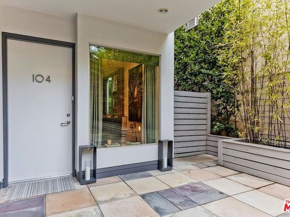 1137 Hacienda Place 104, West Hollywood CA 90069