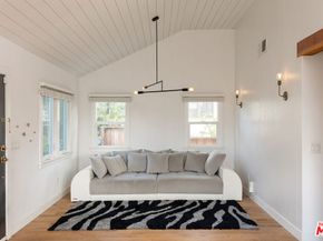 1400 Angelus Avenue, Los Angeles CA 90026