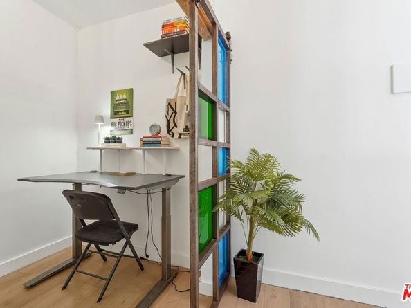 2121 James M Wood Boulevard 414, Los Angeles CA 90006