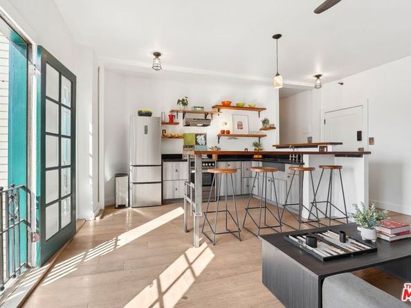 2121 James M Wood Boulevard 414, Los Angeles CA 90006