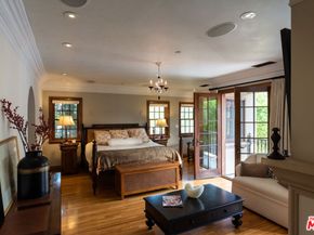 1436 San Vicente Boulevard, Santa Monica CA 90402