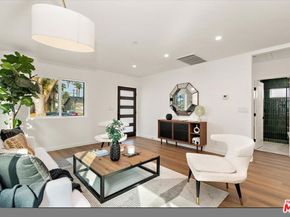 2700 S Palm Grove Avenue, Los Angeles CA 90016