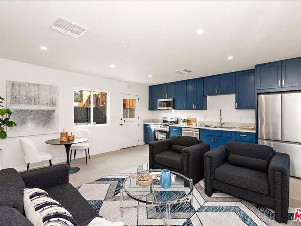 2700 S Palm Grove Avenue, Los Angeles CA 90016