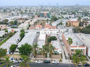 1123 S Norton Avenue, Los Angeles CA 90019