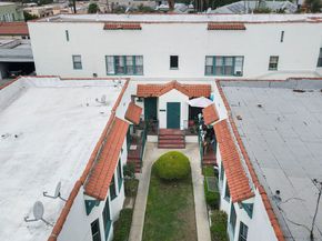 1123 S Norton Avenue, Los Angeles CA 90019
