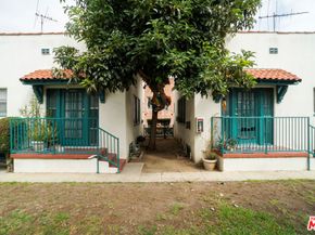 1123 S Norton Avenue, Los Angeles CA 90019
