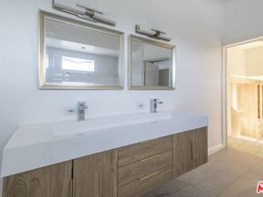 6710 S Garth Avenue, Los Angeles CA 90056