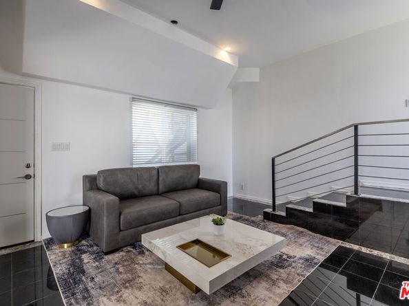 6710 S Garth Avenue, Los Angeles CA 90056