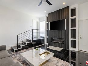 6710 S Garth Avenue, Los Angeles CA 90056