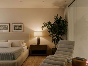 702 N Doheny Drive TH21, West Hollywood CA 90069
